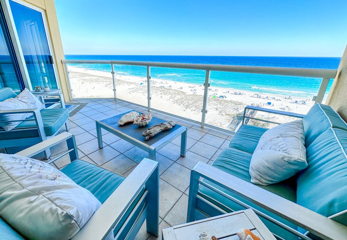 Beach Bum Luxury Vacation Rentals-Emerald Isle #0705 'Le Mer'-image-1